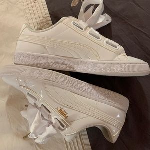 Puma Basket Heart Patent sneakers